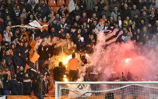 Engins pyrotechniques : nouvelle interdiction de stade prononcée à l’encontre d’un supporter du FC Lorient