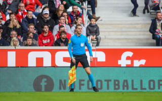 Fraude aux billets d’avion : la radiation de l’arbitre par la FFF était justifiée