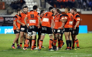 Les salaires versés par le club de rugby de Narbonne à ses joueurs étrangers non soumis à la retenue à la source