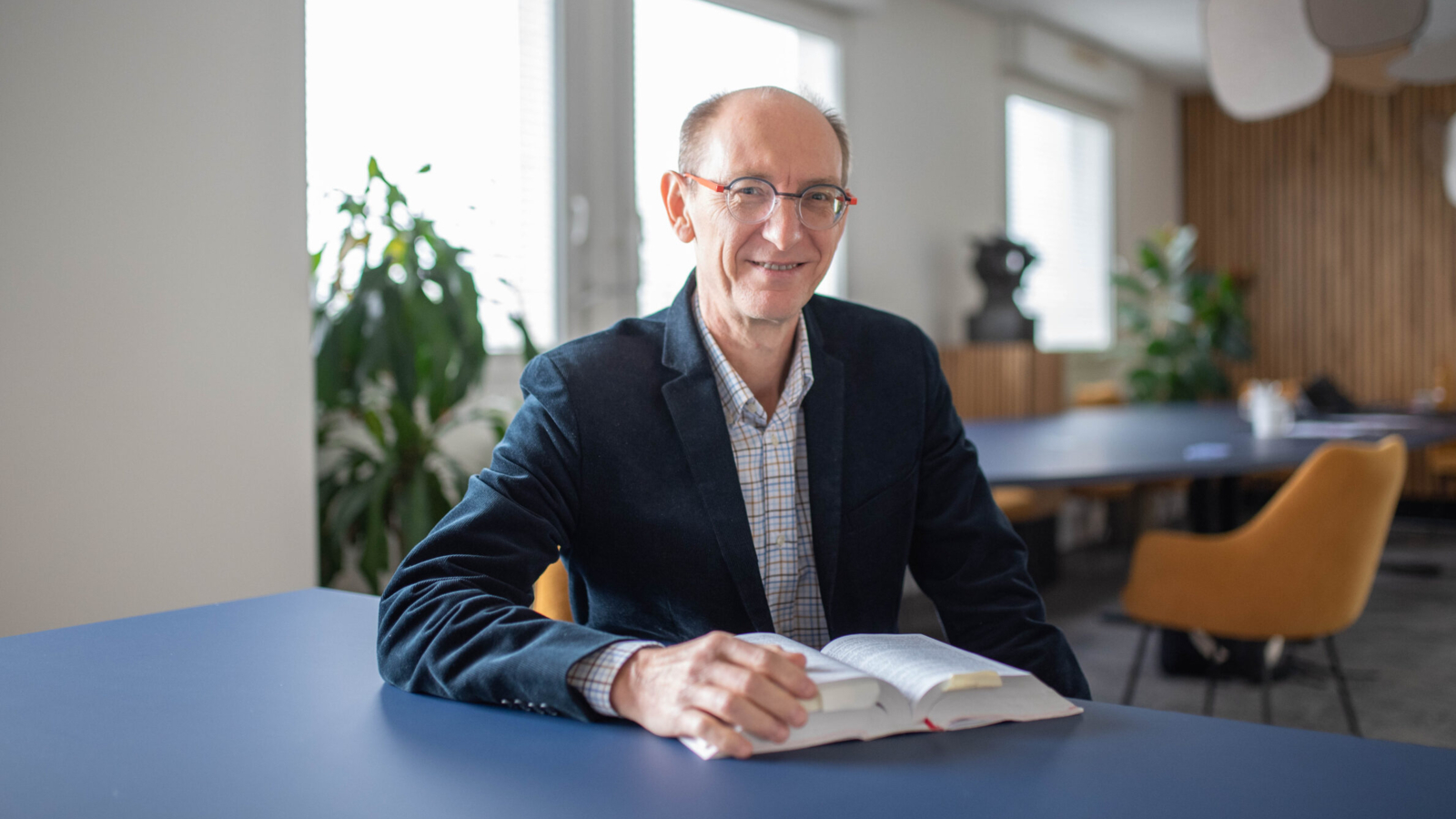 SlideShow image
